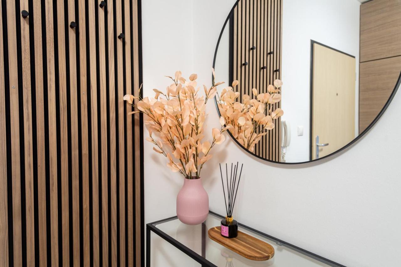 Nova Karolina Apartment 俄斯特拉发 外观 照片